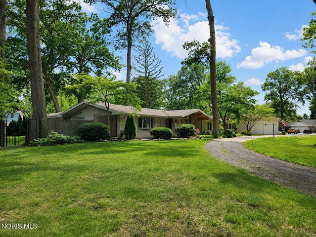 102 Oak Street, Swanton, OH 43558