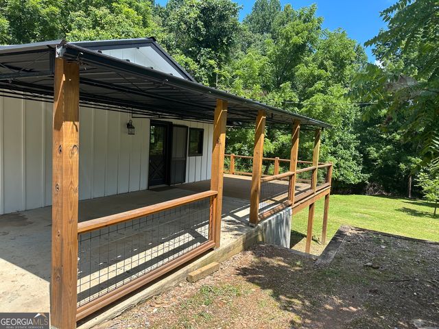 157 Old Loving Road, Mineral Bluff, GA 30559