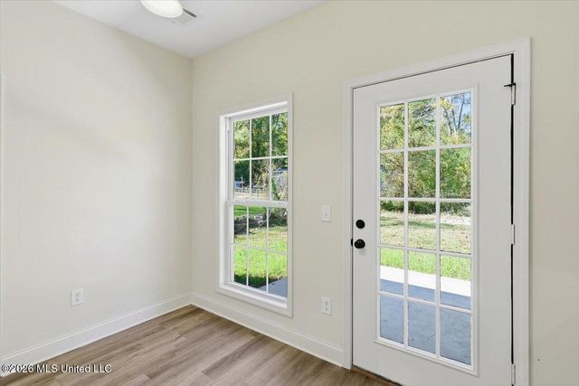 407 E Hillsdale Drive, Jackson, MS 39209