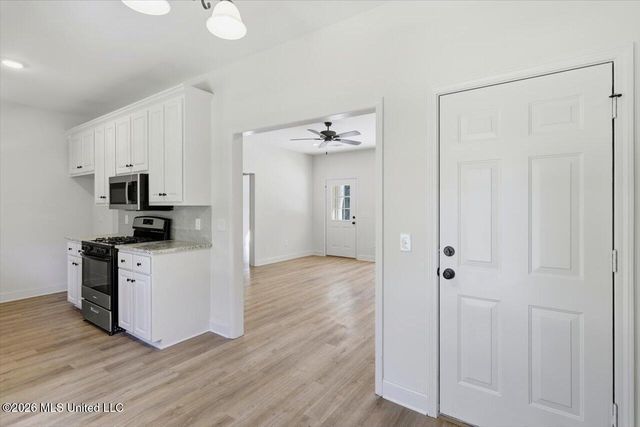407 E Hillsdale Drive, Jackson, MS 39209