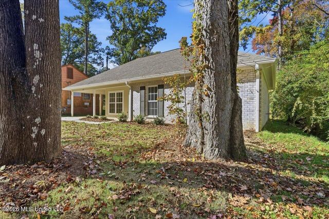 407 E Hillsdale Drive, Jackson, MS 39209