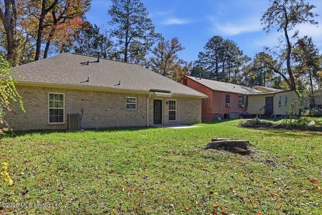 407 E Hillsdale Drive, Jackson, MS 39209