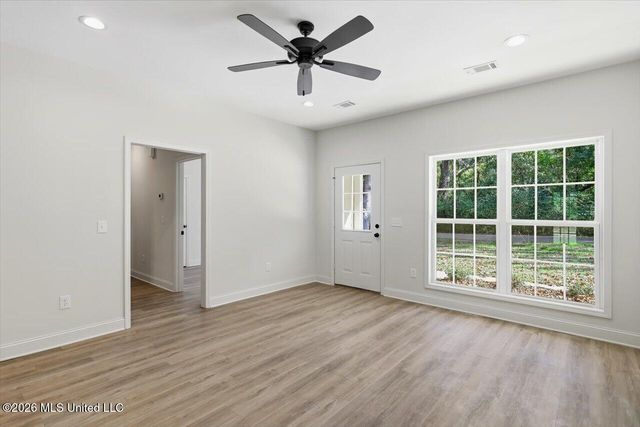 407 E Hillsdale Drive, Jackson, MS 39209