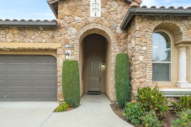 11348 N Via Montessori Drive, Fresno, CA 93730