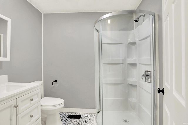 5190 W Leonard Springs Road, Bloomington, IN 47403