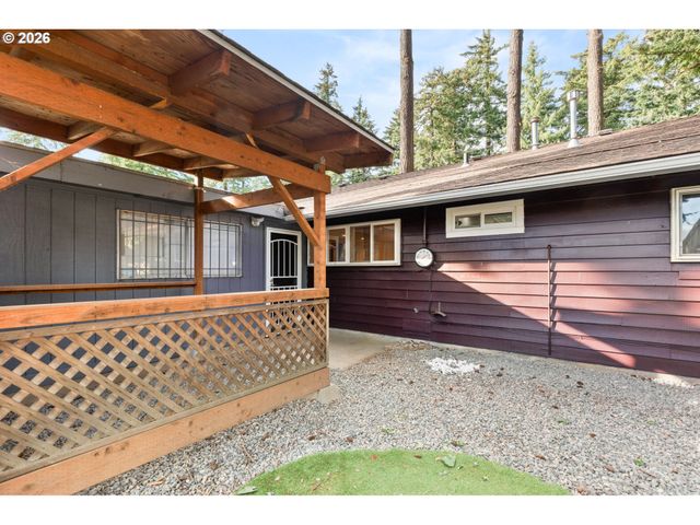 9136 Se STEELE St, Portland, OR 97266