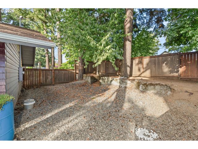 9136 Se STEELE St, Portland, OR 97266