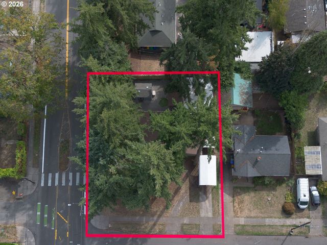 9136 Se STEELE St, Portland, OR 97266