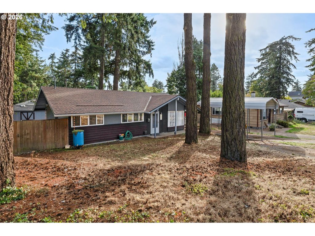 9136 Se STEELE St, Portland, OR 97266