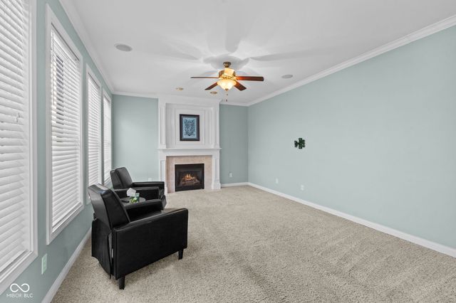 4637 Shadow Ridge Boulevard, Greenwood, IN 46143