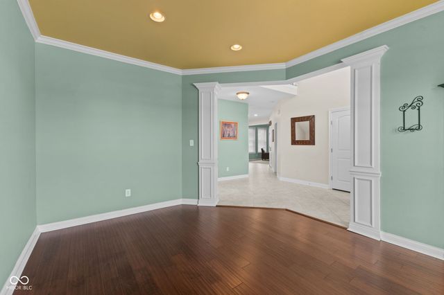 4637 Shadow Ridge Boulevard, Greenwood, IN 46143
