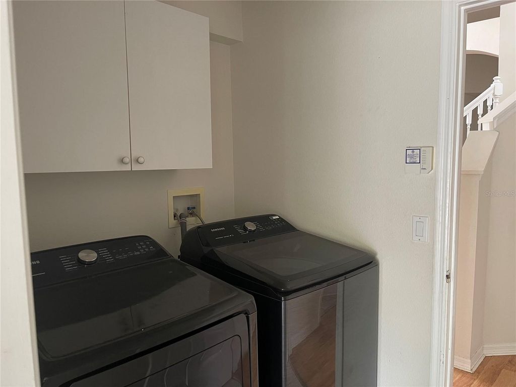 Image 17 of property listing at 13442 LAKE TURNBERRY CIRCLE, Orlando, FL 32828