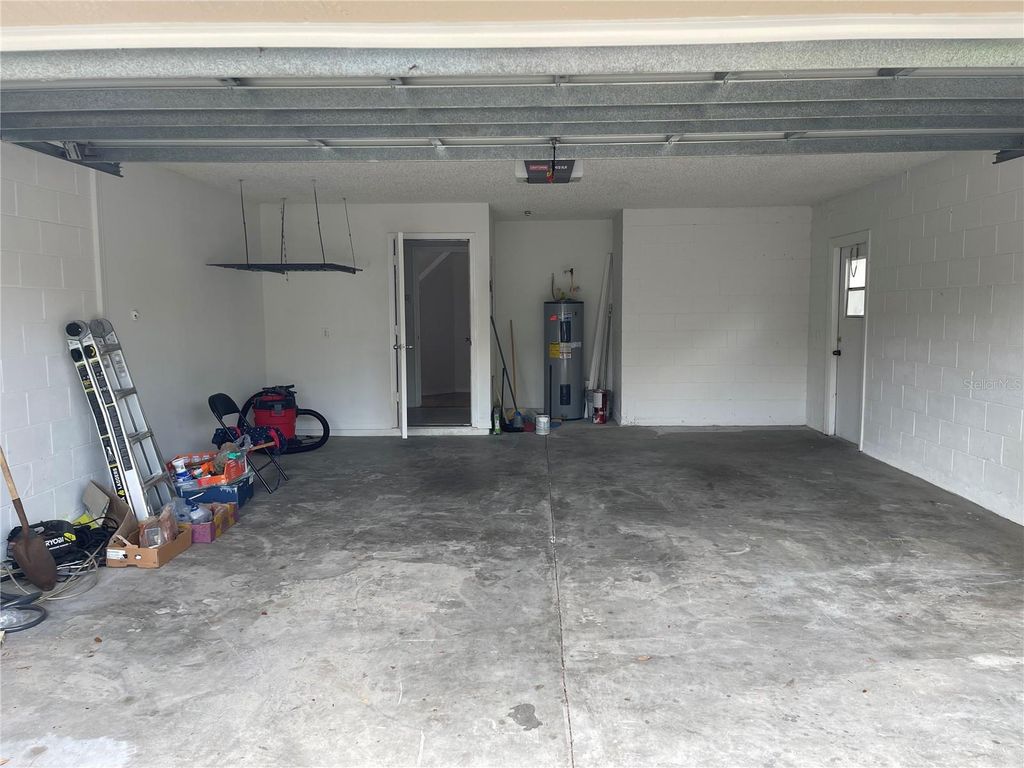 Image 18 of property listing at 13442 LAKE TURNBERRY CIRCLE, Orlando, FL 32828