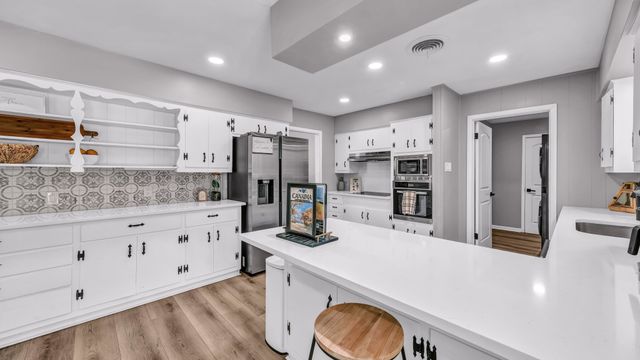 1609 Dicey Road, Weatherford, TX 76085