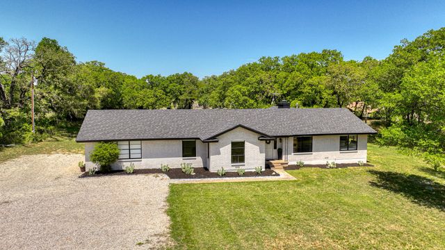 1609 Dicey Road, Weatherford, TX 76085