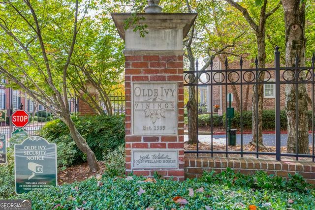 2289 Ivy Crest Lane SE, Atlanta, GA 30339