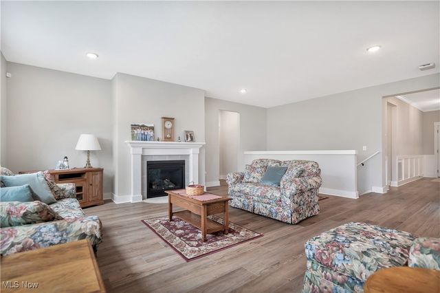 2769 Weeping Pine Drive, Medina, OH 44256