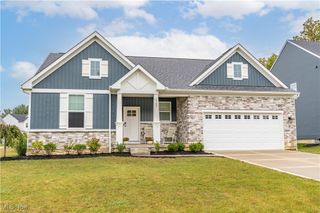 2769 Weeping Pine Drive, Medina, OH 44256