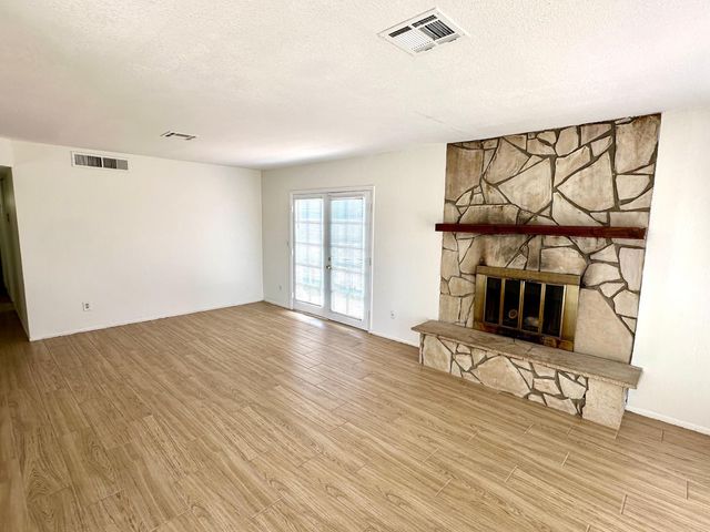 2844 W Marlette Avenue, Phoenix, AZ 85017