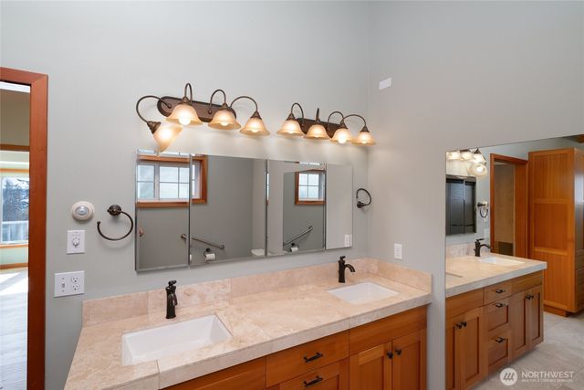 6065 Central Avenue, Anacortes, WA 98221