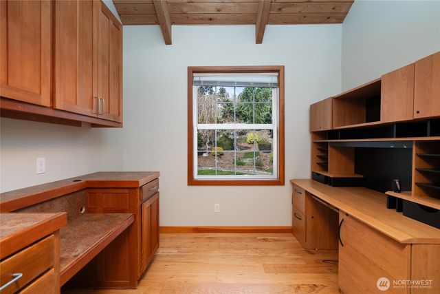 6065 Central Avenue, Anacortes, WA 98221