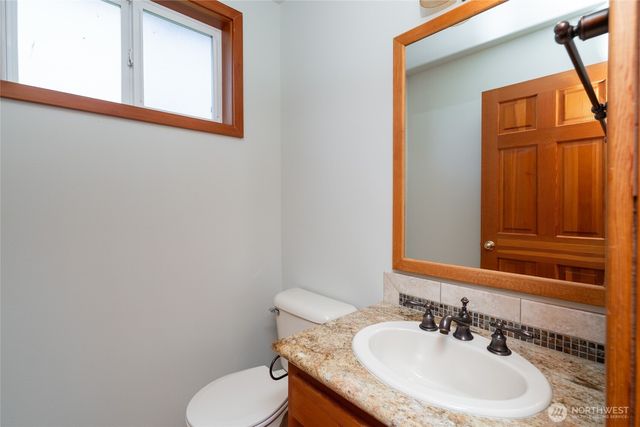 6065 Central Avenue, Anacortes, WA 98221