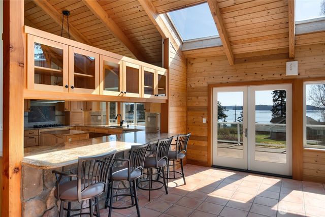 6065 Central Avenue, Anacortes, WA 98221