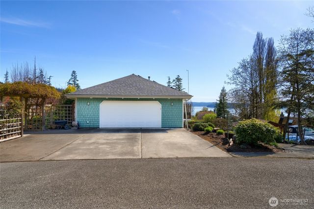 6065 Central Avenue, Anacortes, WA 98221