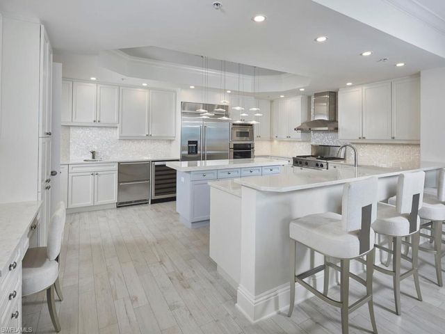 970 Cape Marco DR 1206, Marco Island, FL 34145