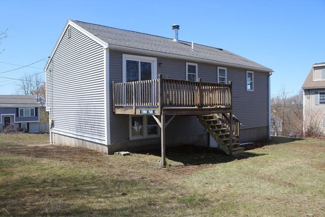 11 Skyview Lane, Woburn, MA 01801