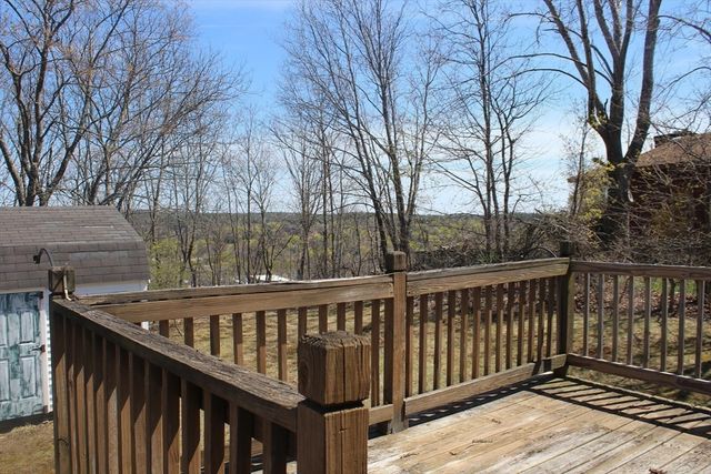 11 Skyview Lane, Woburn, MA 01801