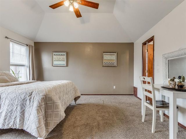 11712 SW 7th Street, Yukon, OK 73099