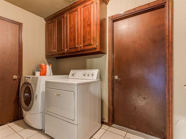 11712 SW 7th Street, Yukon, OK 73099