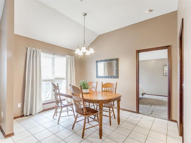 11712 SW 7th Street, Yukon, OK 73099