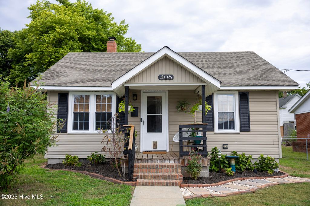 406 York Street, Elizabeth City, NC 27909