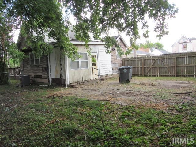 311 E Oregon Street, Evansville, IN 47711