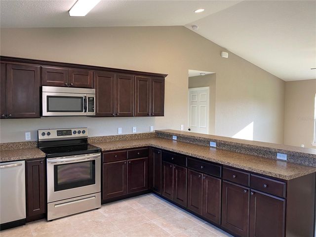 98 DOGWOOD DRIVE CIRCLE, Ocala, FL 34472