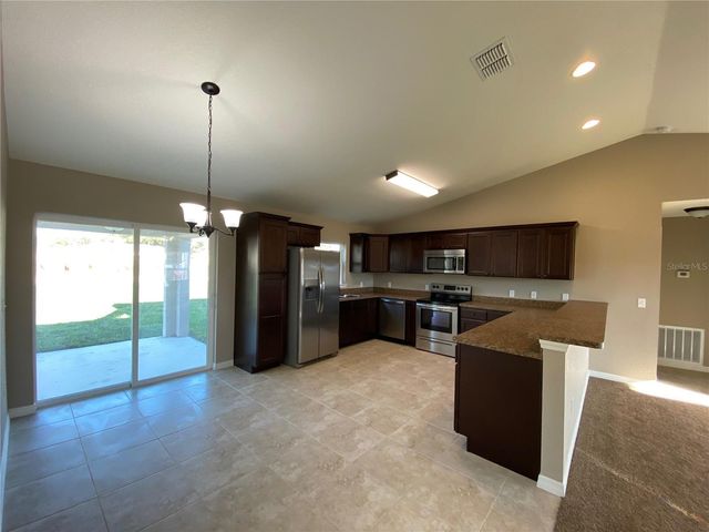 98 DOGWOOD DRIVE CIRCLE, Ocala, FL 34472
