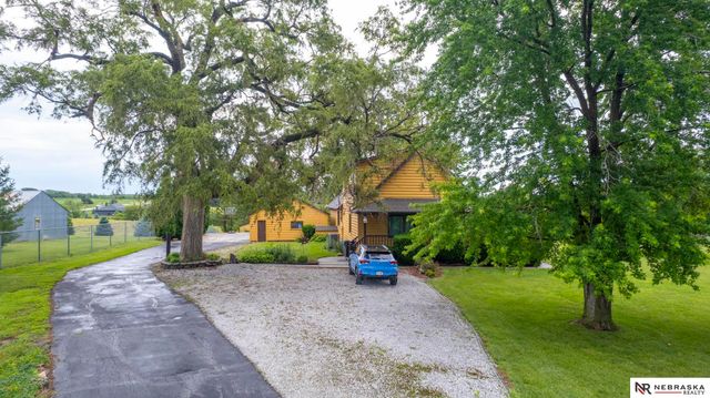 15515 6th Street, Plattsmouth, NE 68048