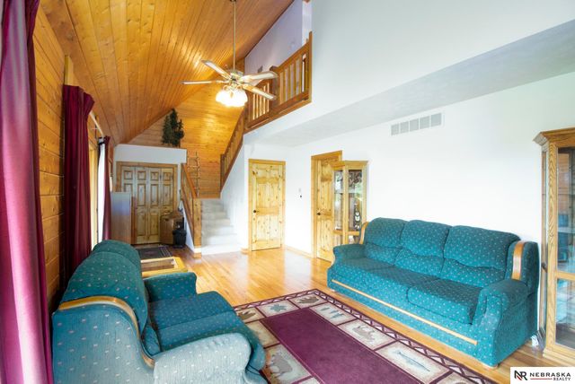 15515 6th Street, Plattsmouth, NE 68048