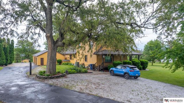 15515 6th Street, Plattsmouth, NE 68048