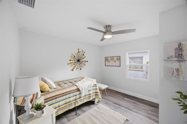 1149 WOODLAWN STREET, Clearwater, FL 33756