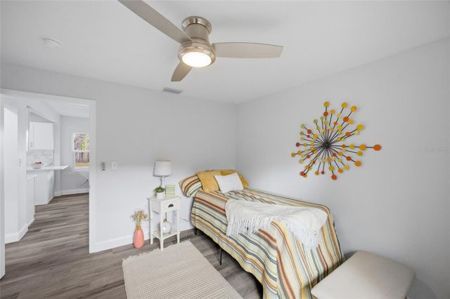 1149 WOODLAWN STREET, Clearwater, FL 33756