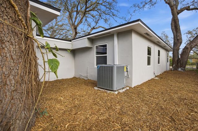 1149 WOODLAWN STREET, Clearwater, FL 33756