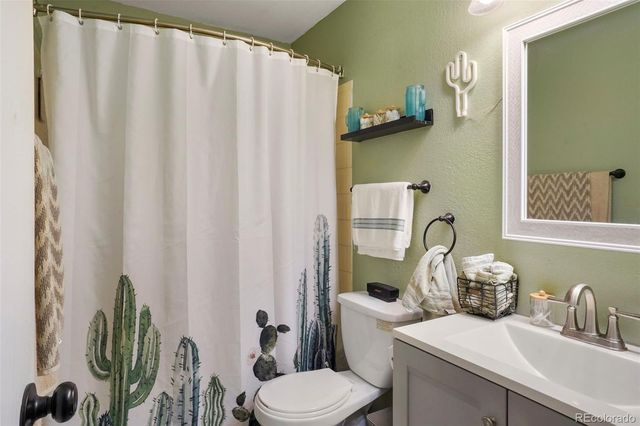 2469 Devonshire Court 33, Denver, CO 80229