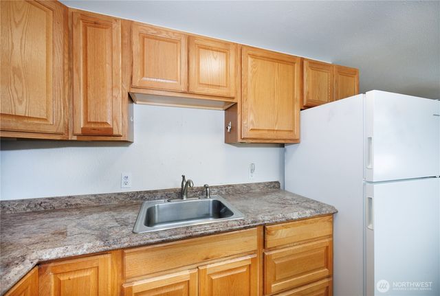 136 First Street, Sumas, WA 98295