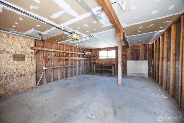 136 First Street, Sumas, WA 98295