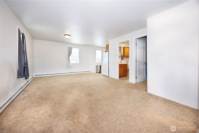 136 First Street, Sumas, WA 98295