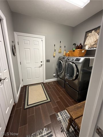 334 Alexis Lane, Canal Fulton, OH 44614