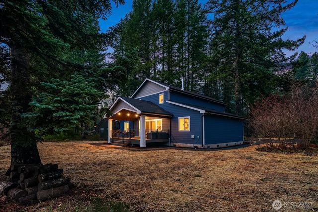 110 Mountain View Drive, Packwood, WA 98361